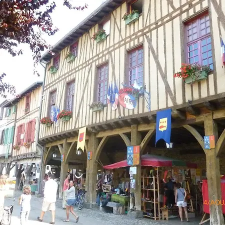 Ariege Azimuth Apart-hotel